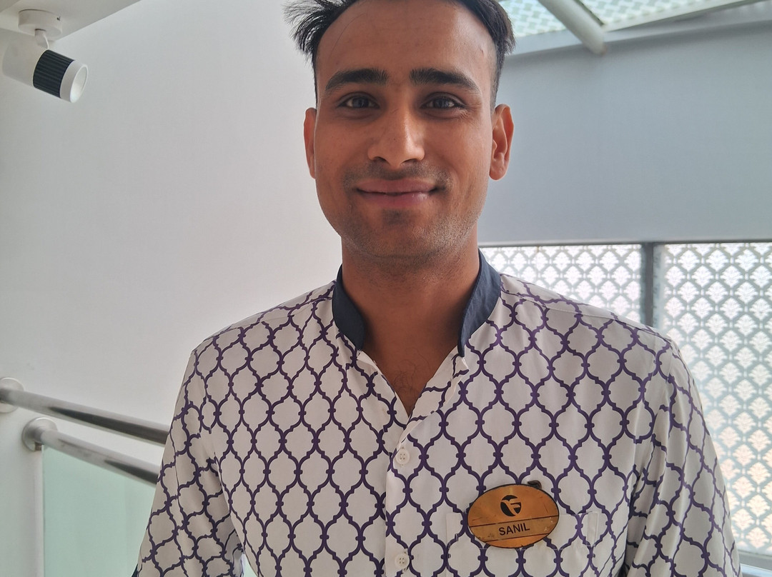 格拉齐亚-财富酒店主图