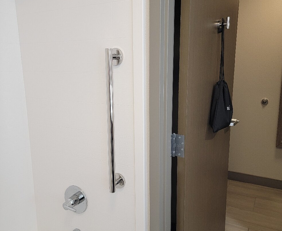 Holiday Inn Express & Suites Joplin Southeast, By IHG