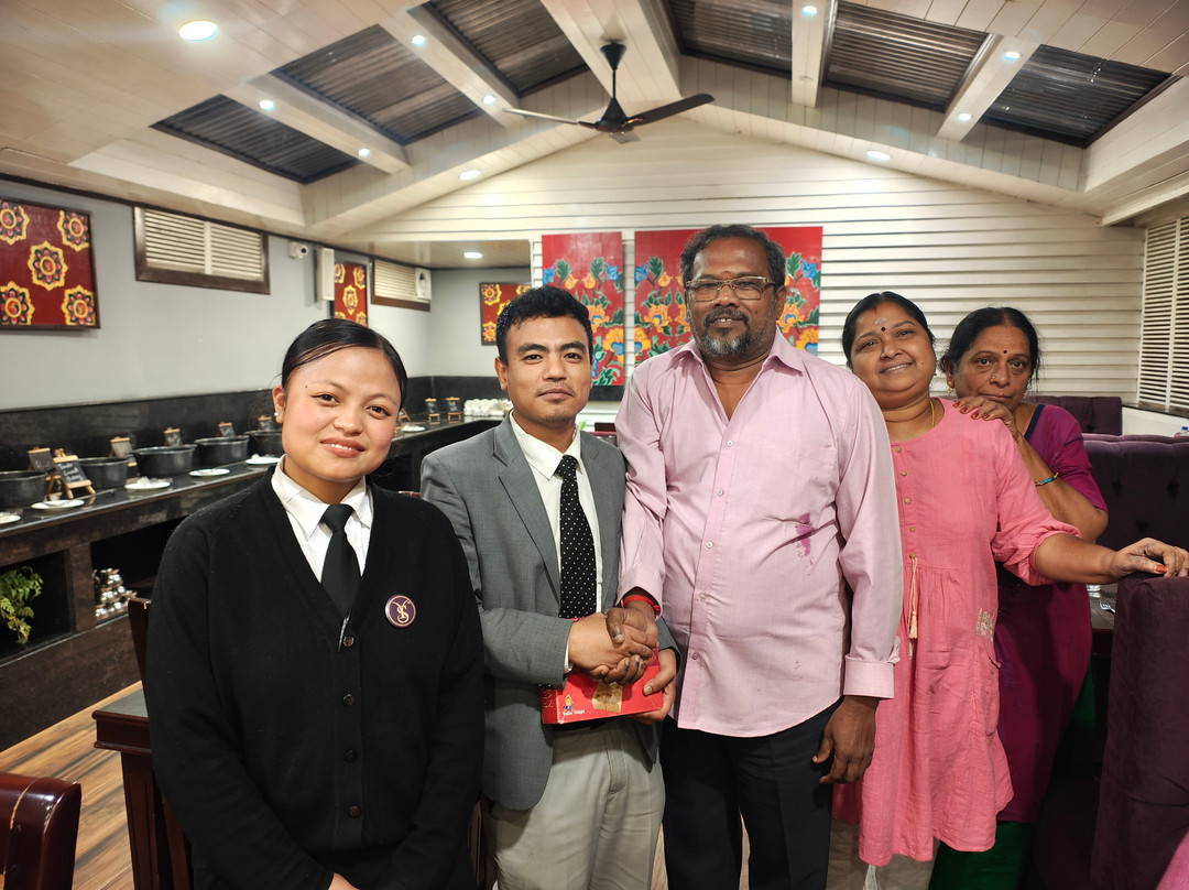 Sumitel Hotel 500 meters from Mall Road主图