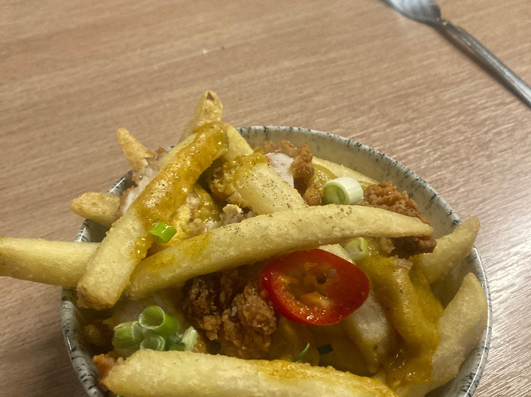 北卡迪夫普瑞米尔酒店主图