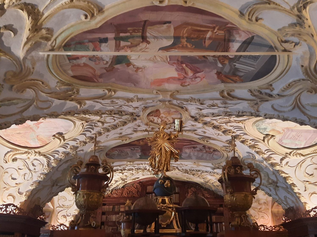 Zisterzienserstift Lilienfeld-Lilienfeld必去景点