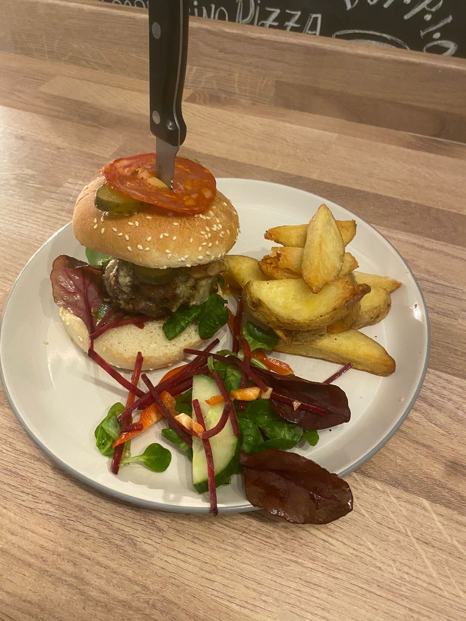 The Black Lion Royal Hotel-餐饮