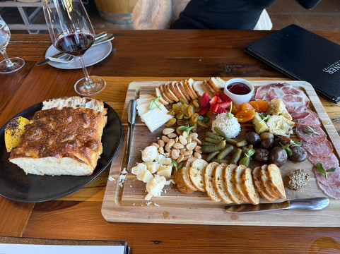 Private Wine Driver-帕索罗布尔斯必去景点