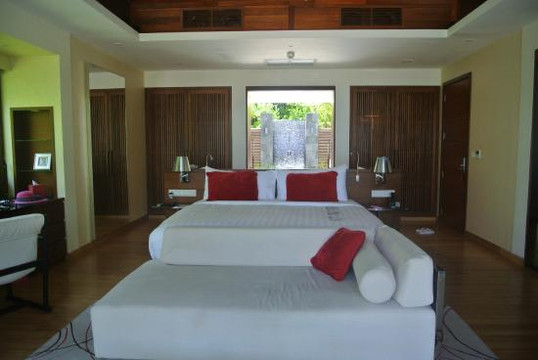 马尔代夫尼亚玛岛度假酒店主图