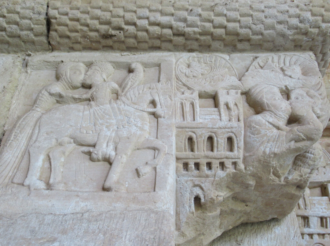 Eglise San Pedro de Villanueva-Cangas de Onis必去景点