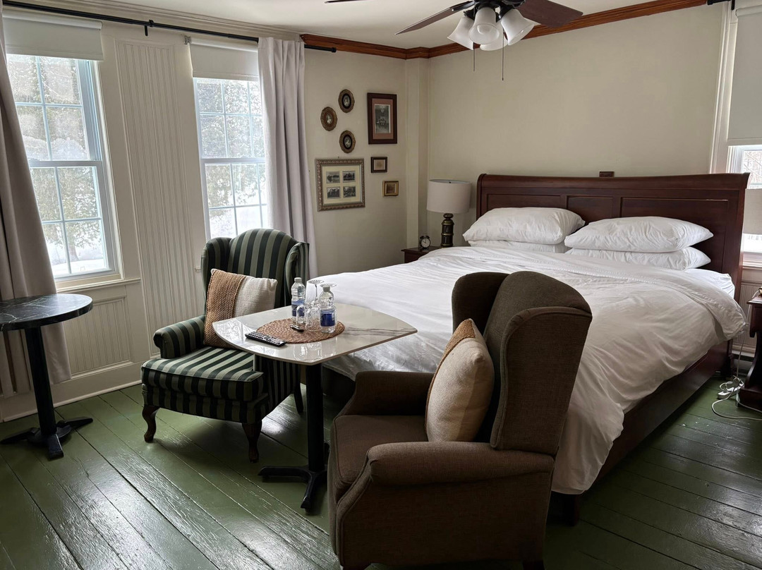 Lee Farm Inn Bed & Breakfast主图