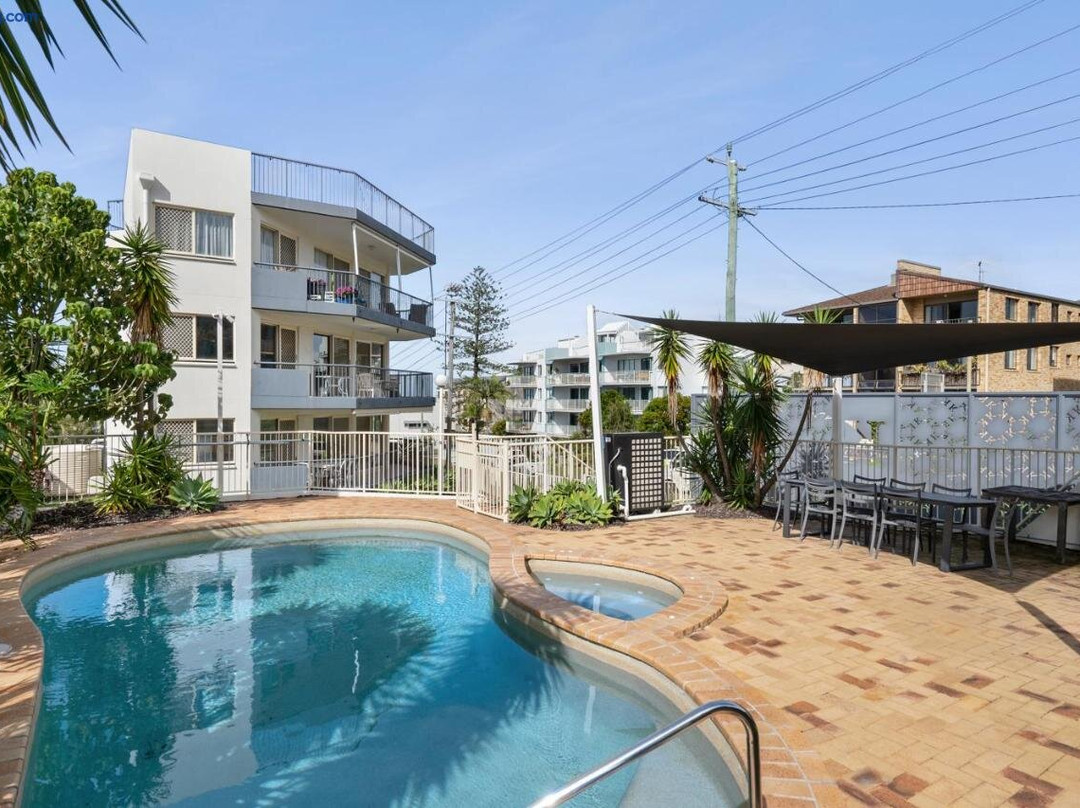 Kings Way Apartments