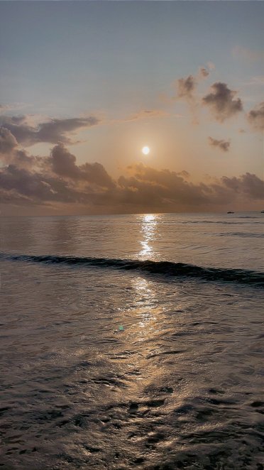 Kinondo Poa Resort-泳池