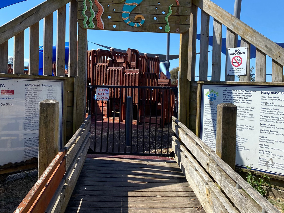 Ryes Up Community Playground-拉伊必去景点