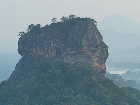 Lanka Tour Driver-Hingurakgoda必去景点