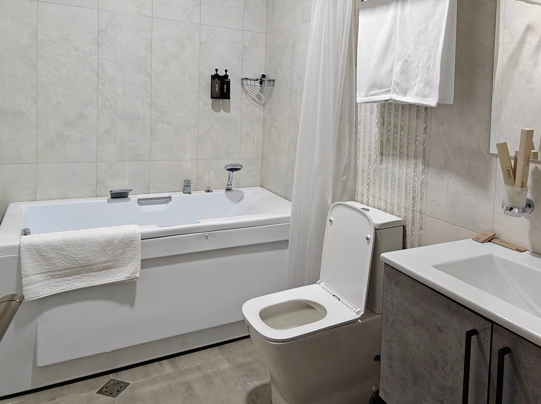 Bmg Hotel By Grigorians Group