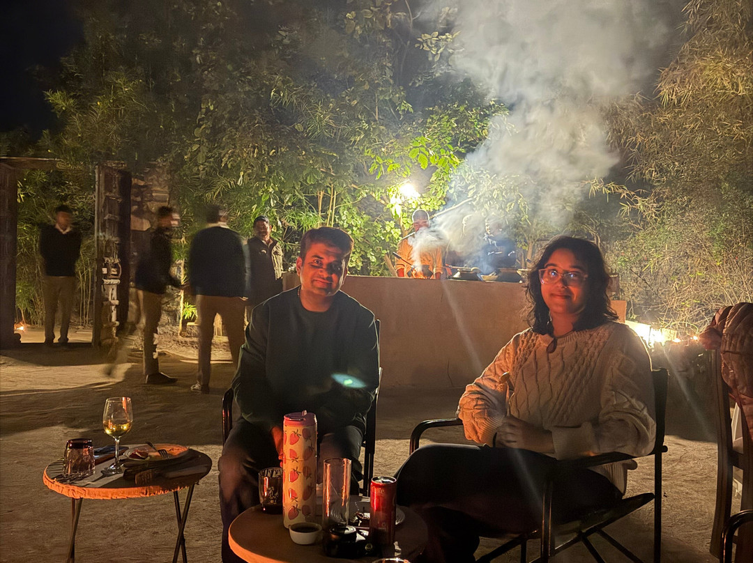 比贾布尔小屋主图