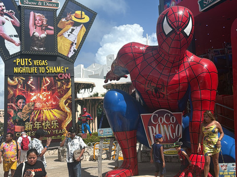 Beach Party Coco Bongo-坎昆必去景点