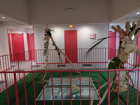 贝红杰酒店主图