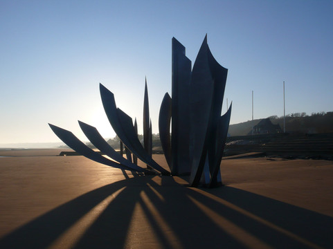 Les Braves-Saint-Laurent-sur-Mer必去景点