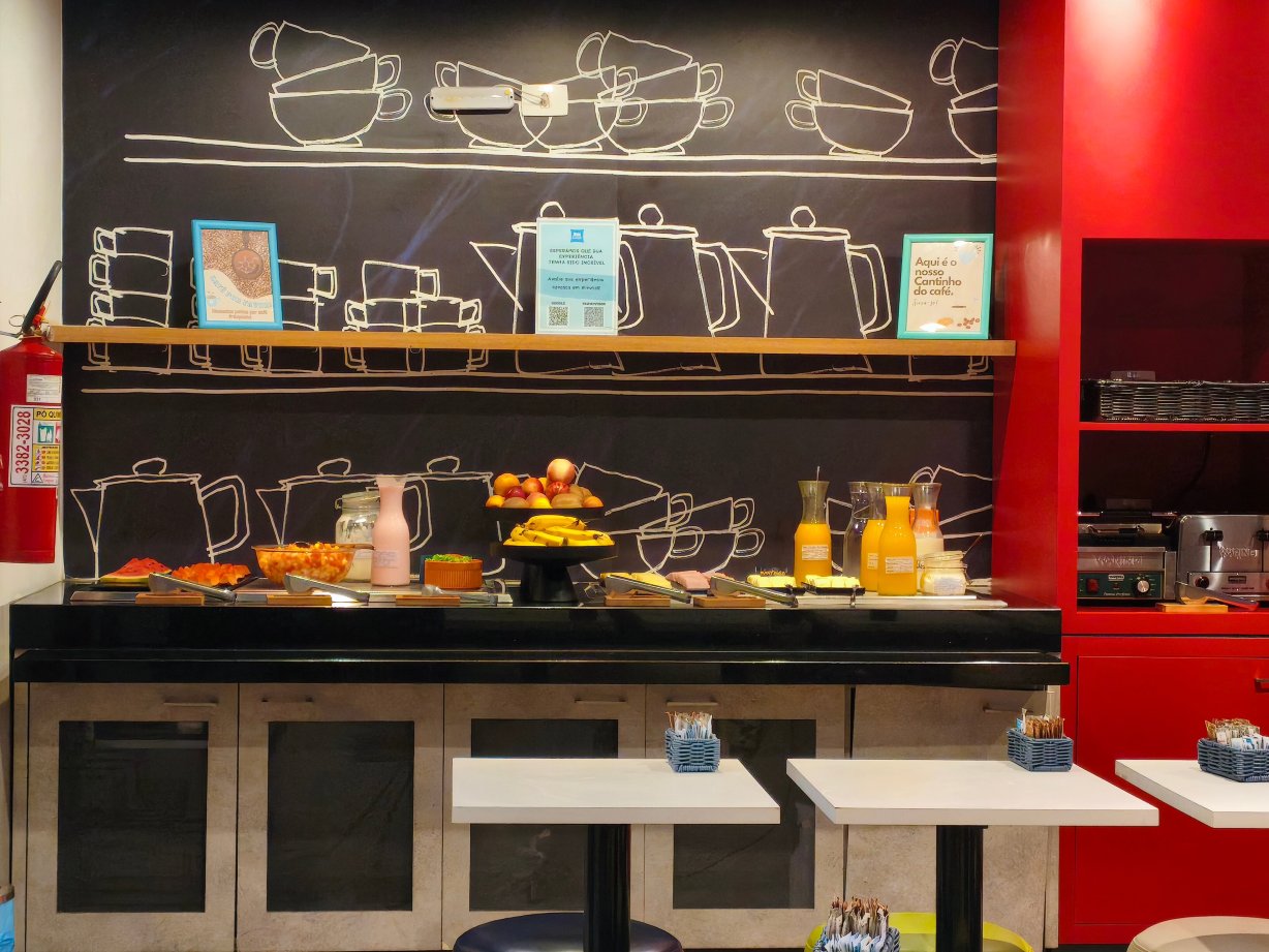 库里提巴机场宜必思快捷酒店-官方