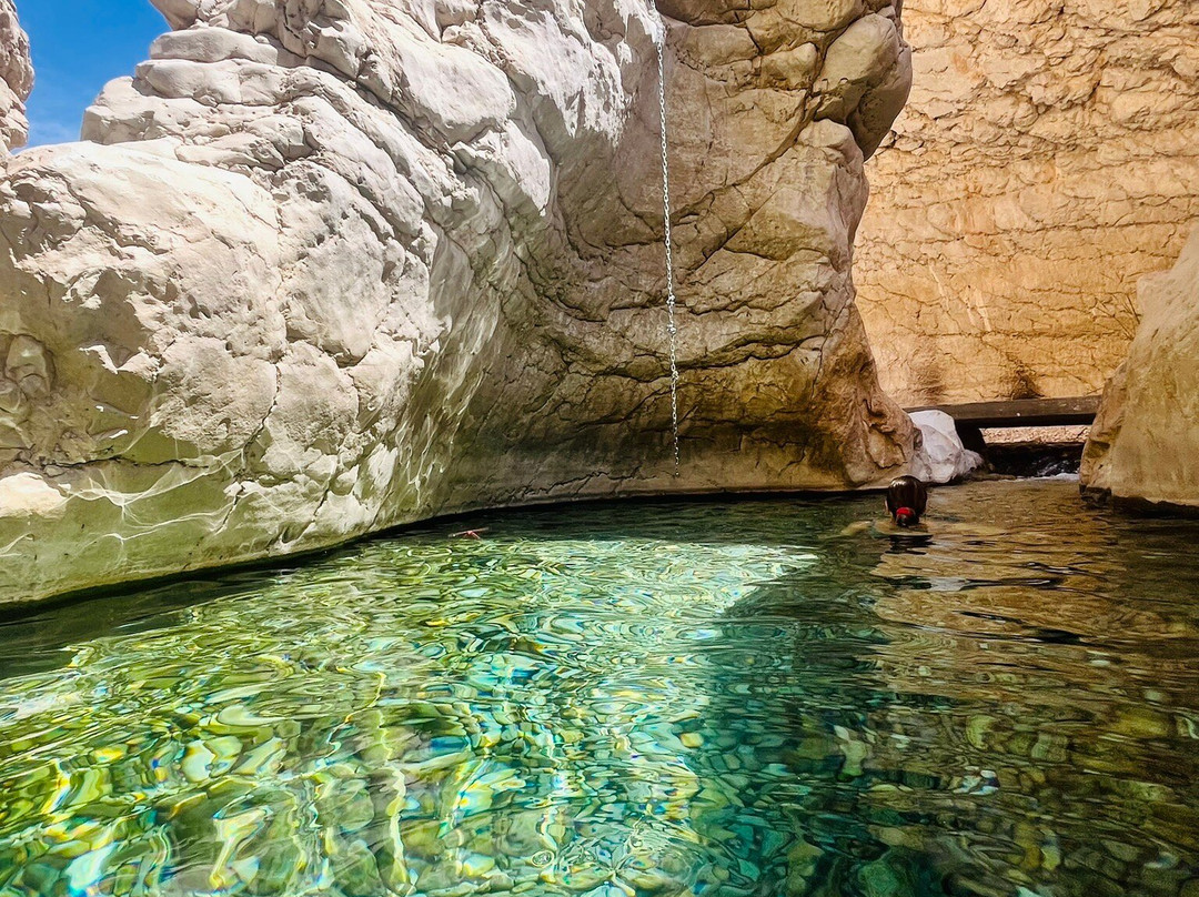 Wadi Bani Khalid-Al Kamil Wal Wafi必去景点