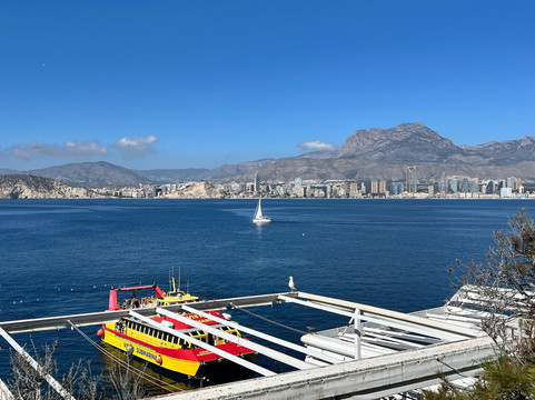 Isla de Benidorm-贝尼多姆必去景点