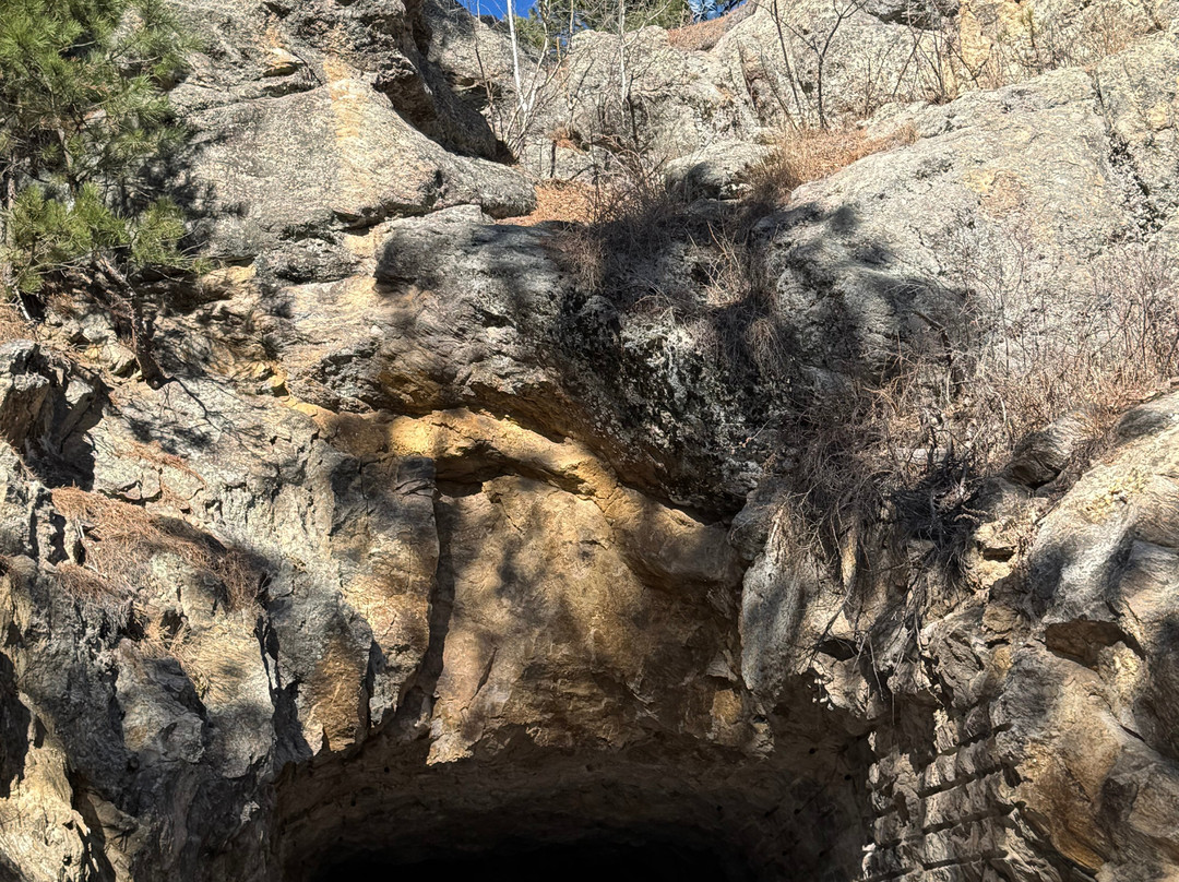 Doane Robinson Tunnel-卡斯特必去景点