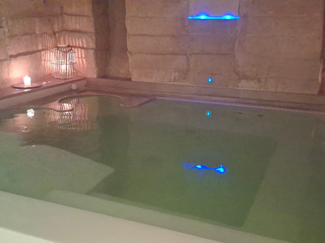 王子之家套房 Spa 酒店主图