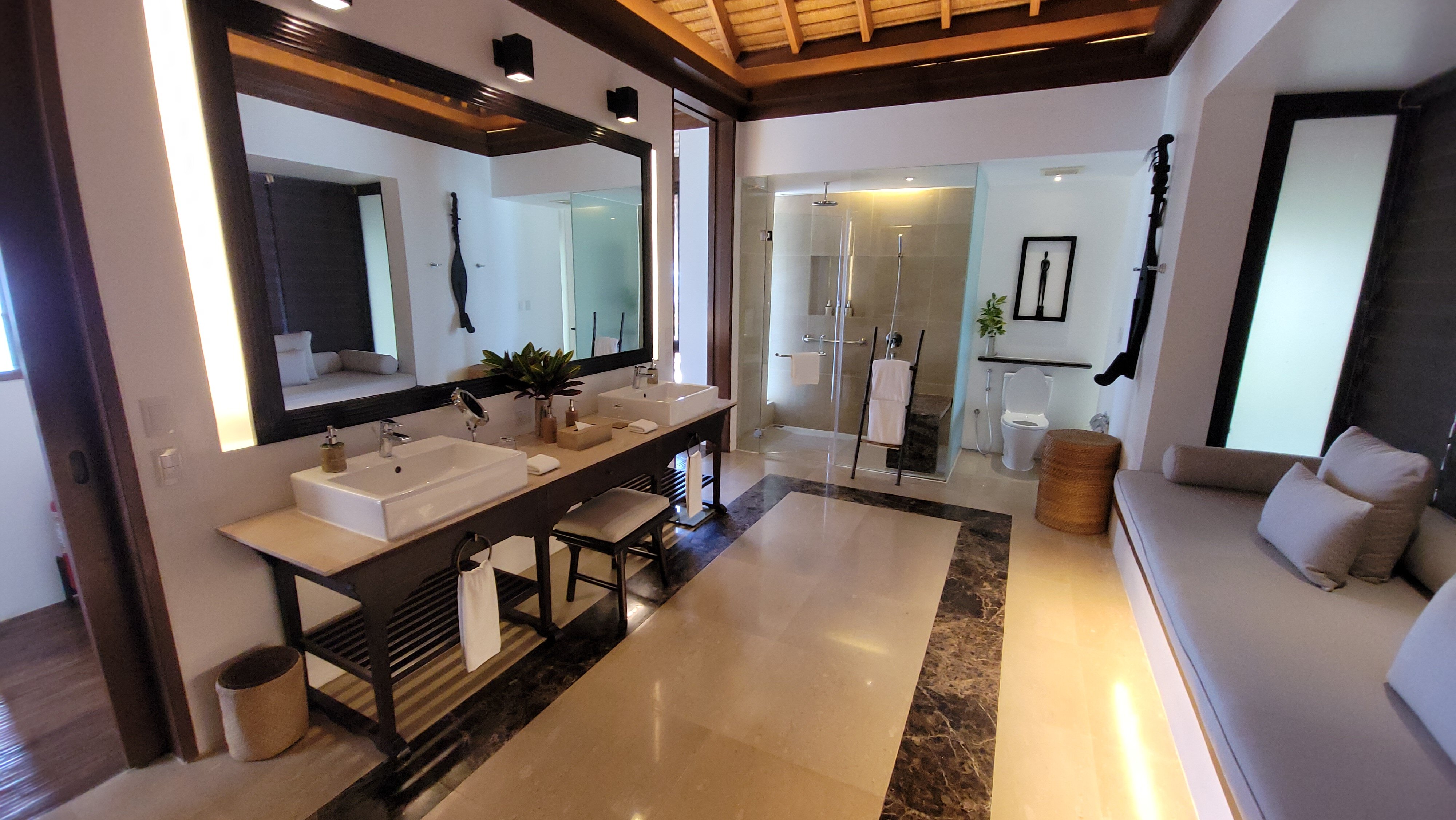 邦古拉斯岛艾尔尼多度假村-浴室