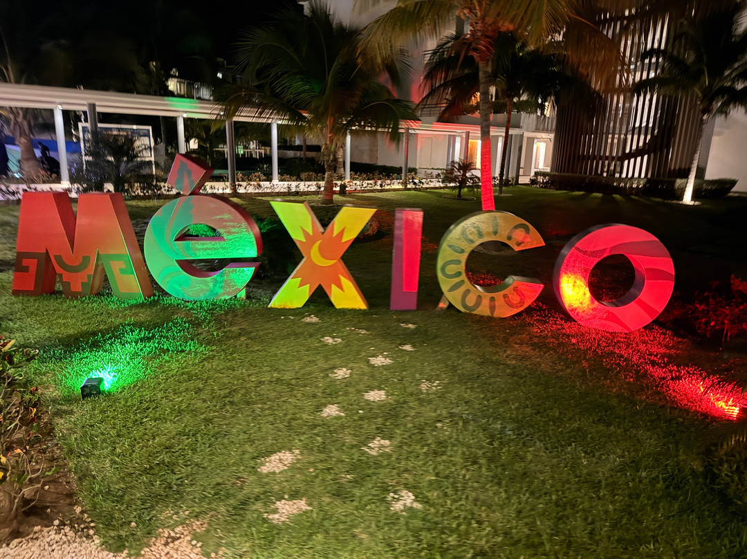 女人海滩壮丽优雅酒店-全包主图