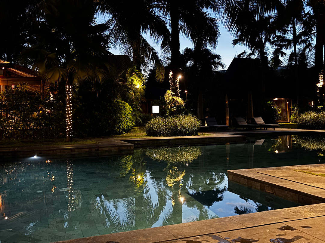 蓝色业力村主图