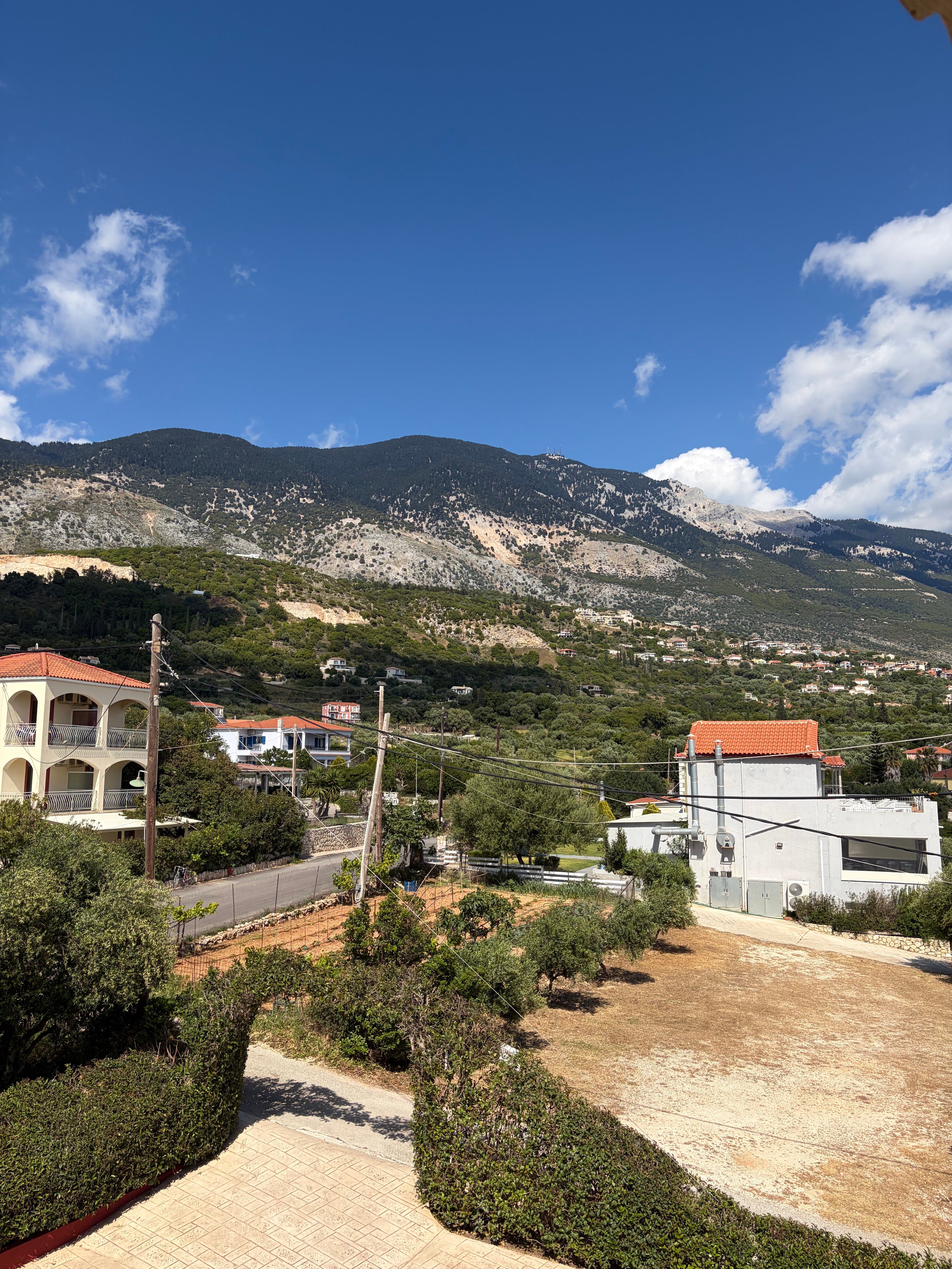 Marina Anna Studios-旅行者