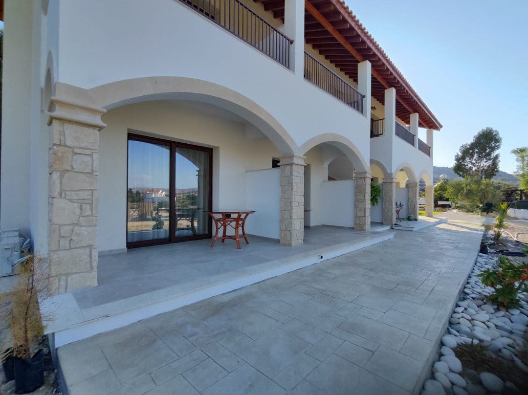 Vina Oliva Resort