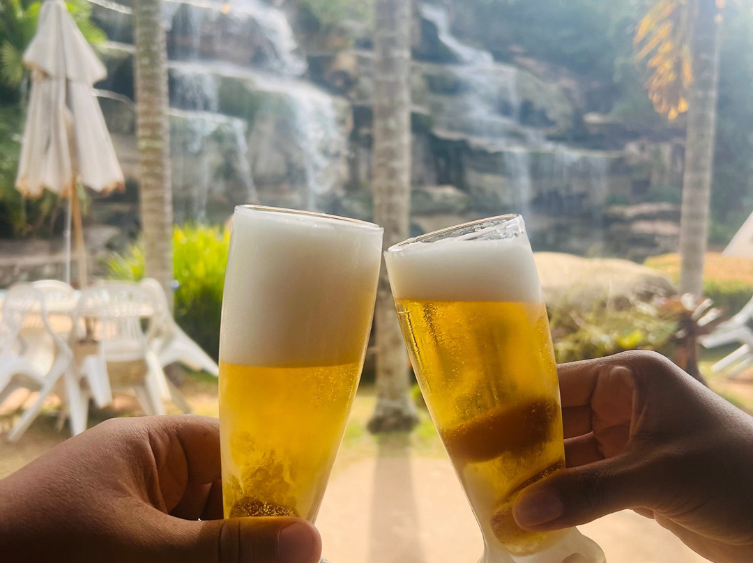 法泽达维斯塔阿莱格里酒店主图