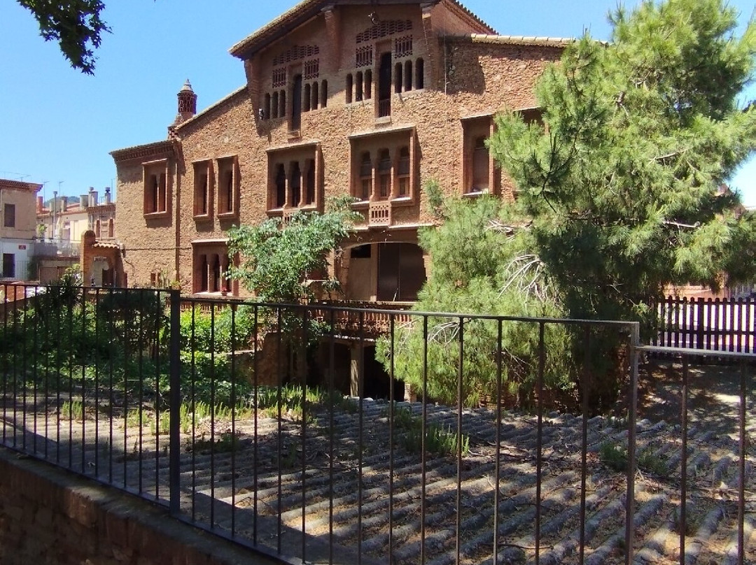 Colonia Güell-圣科洛马德塞尔韦略必去景点