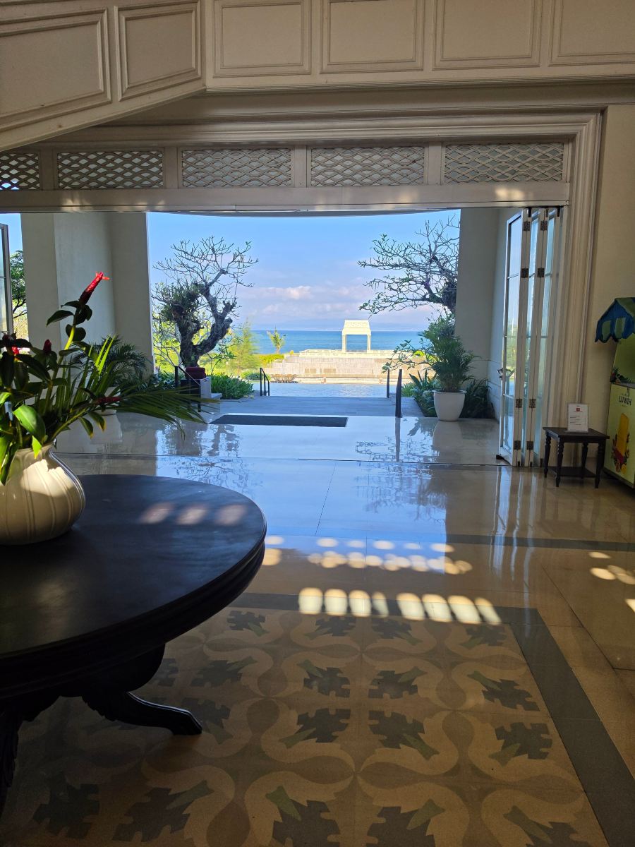 巴厘岛鲁马卢维赫-旅行者