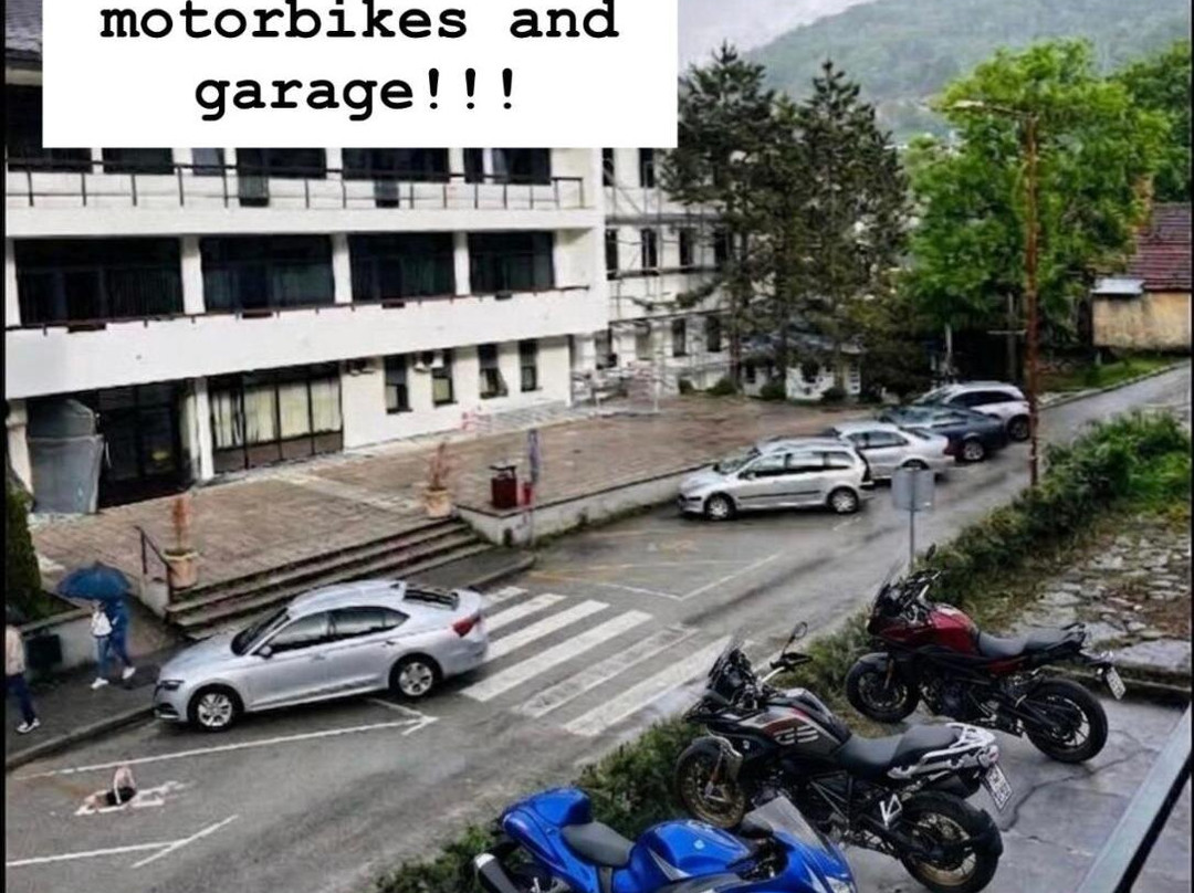 眼镜蛇II客房旅馆