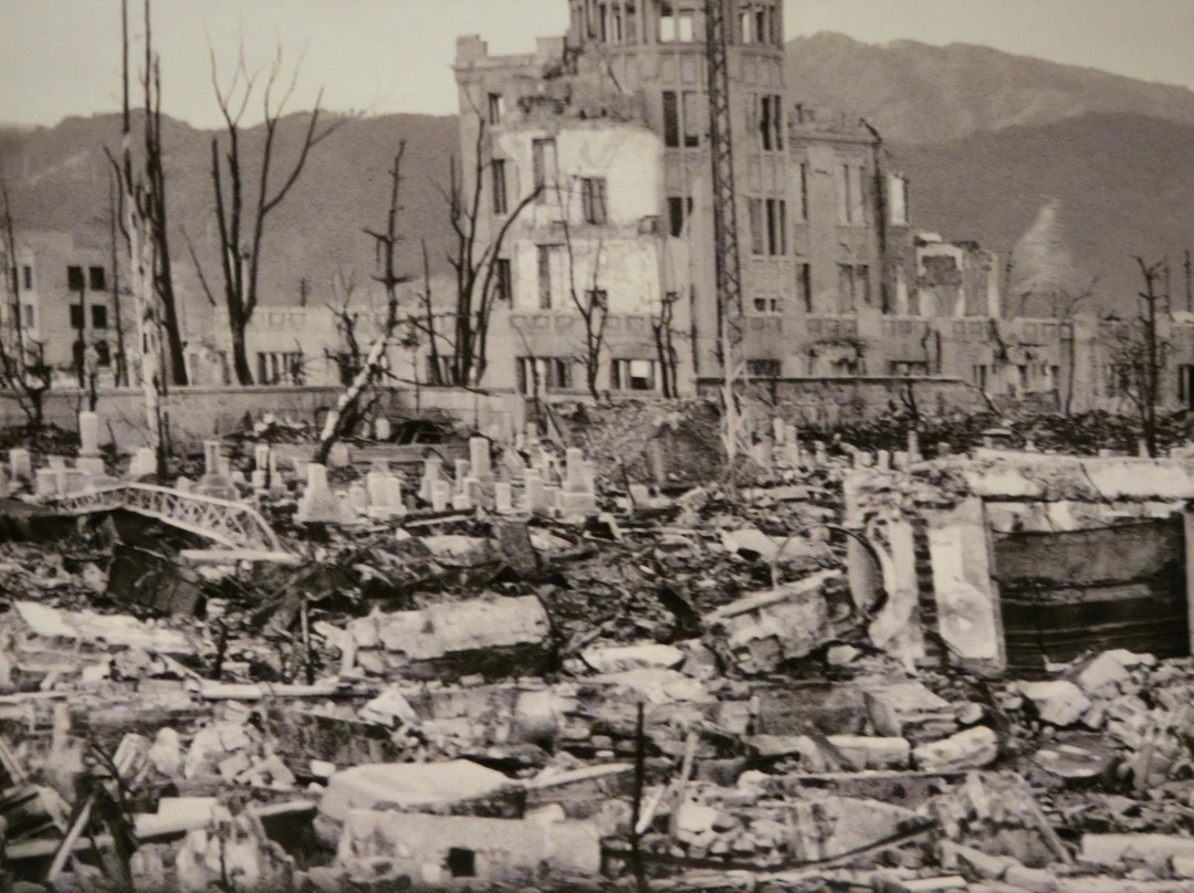 国立广岛追悼原子弹死难者和平祈念馆-广岛市必去景点