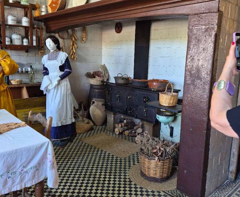 Museu do Traje-圣布拉德阿尔波特必去景点
