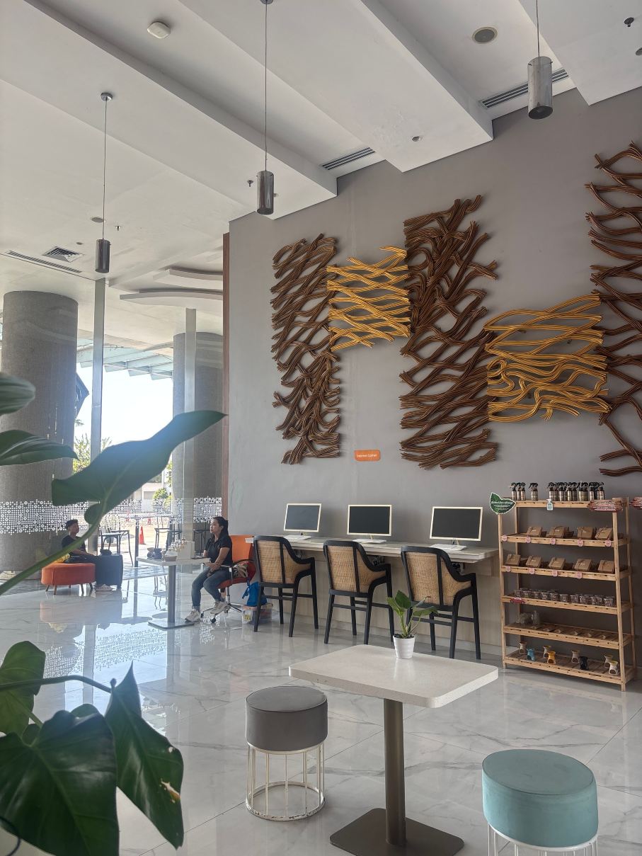 哈利斯会议酒店-旅行者