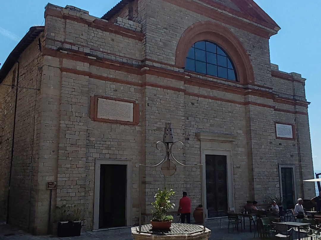 Chiesa dei SS. Filippo e Giacomo-Monte Castello di Vibio必去景点