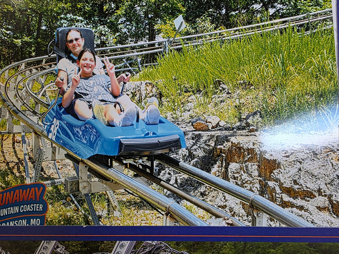 Runaway Mountain Coaster-布兰森必去景点