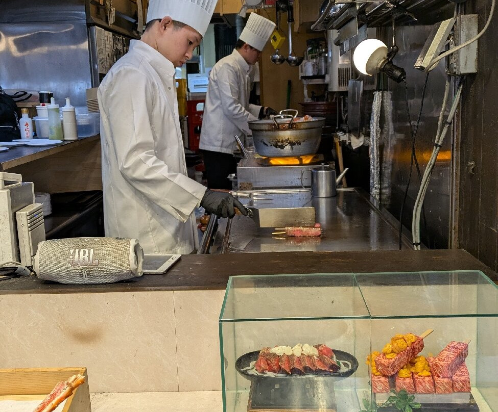 築地伊八 本店