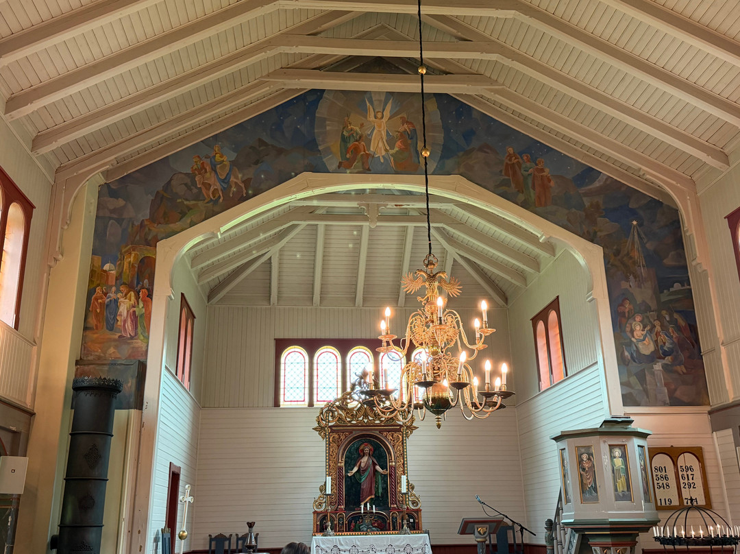 Stemshaug kyrkje