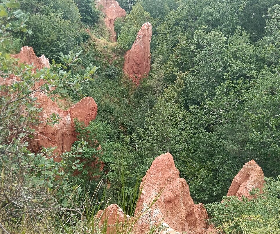 La Vallee des Saints-Boudes必去景点