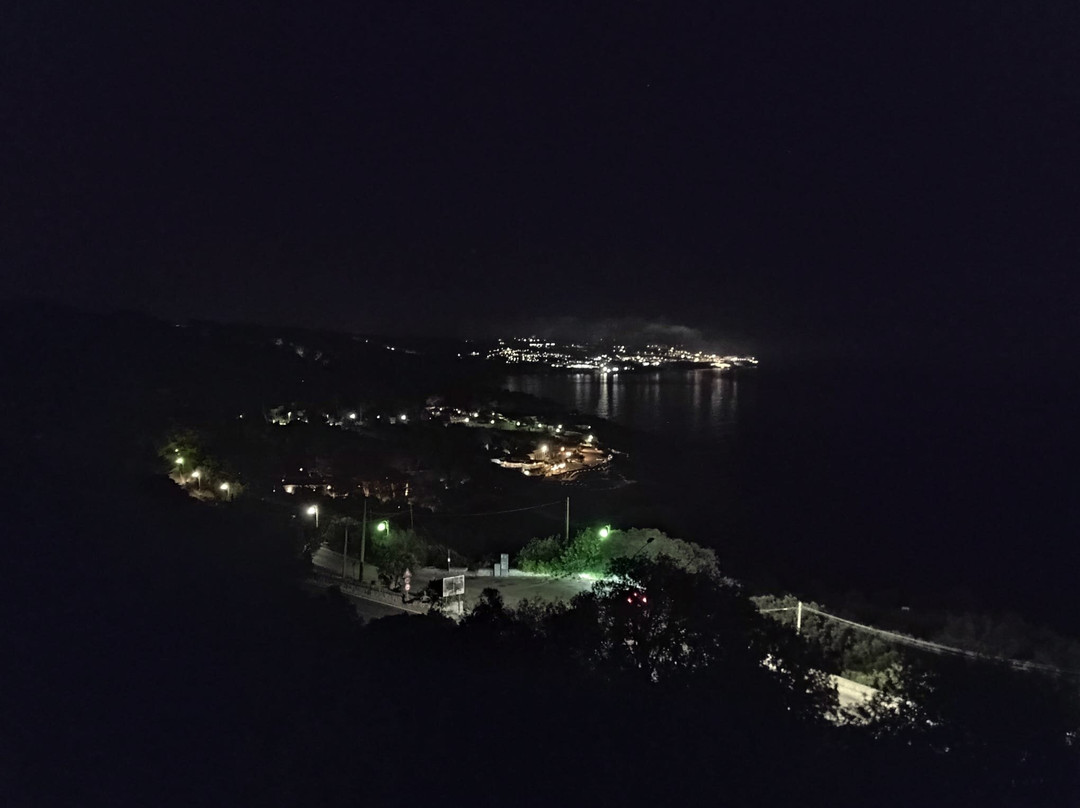 欧萨玛吉欧雷酒店主图