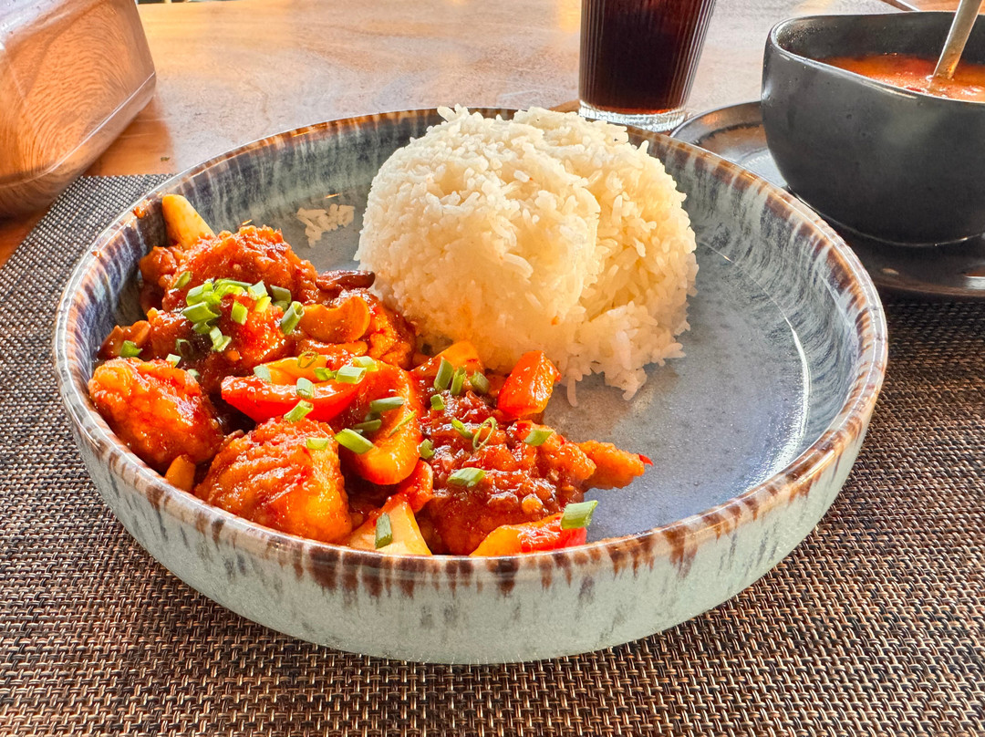 Yuma Cafe and Bar