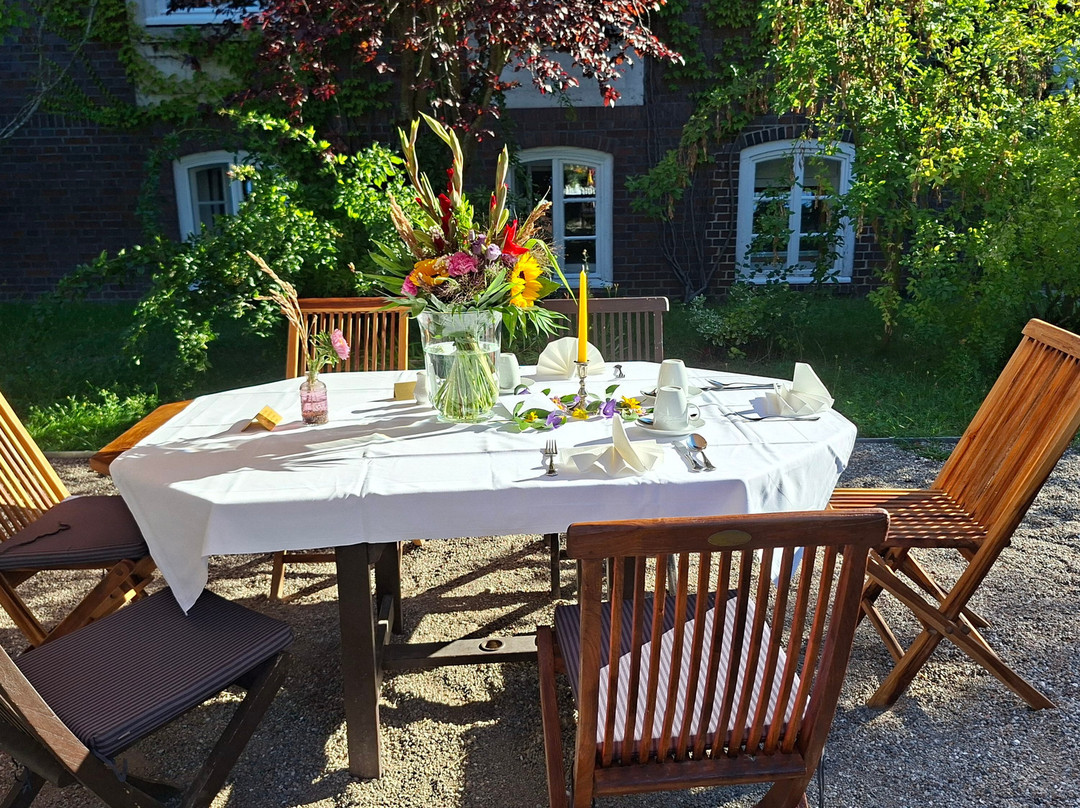 Bio- Und Gesundheitshotel Gutshaus Stellshagen主图