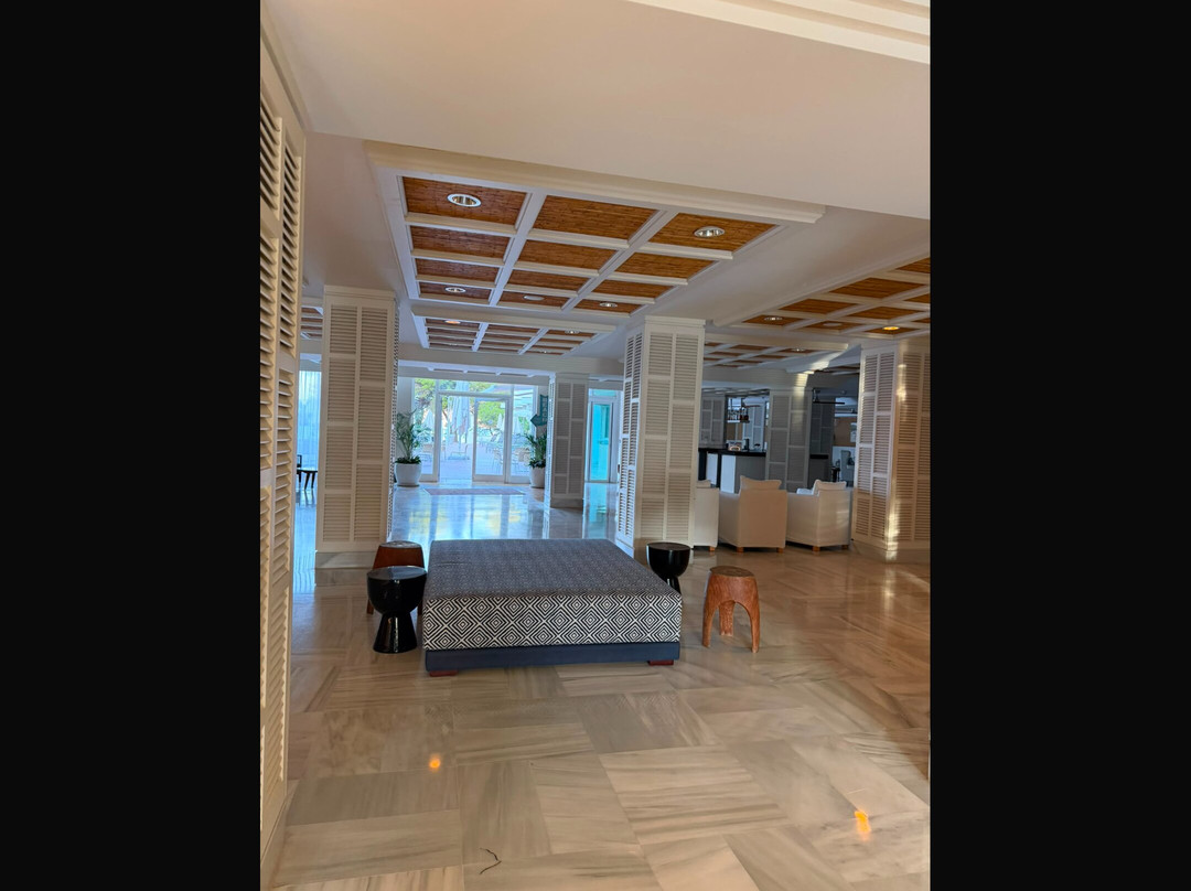 H10蓝玛精品酒店- 限成人主图