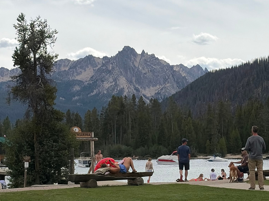 Redfish Lake Lodge主图