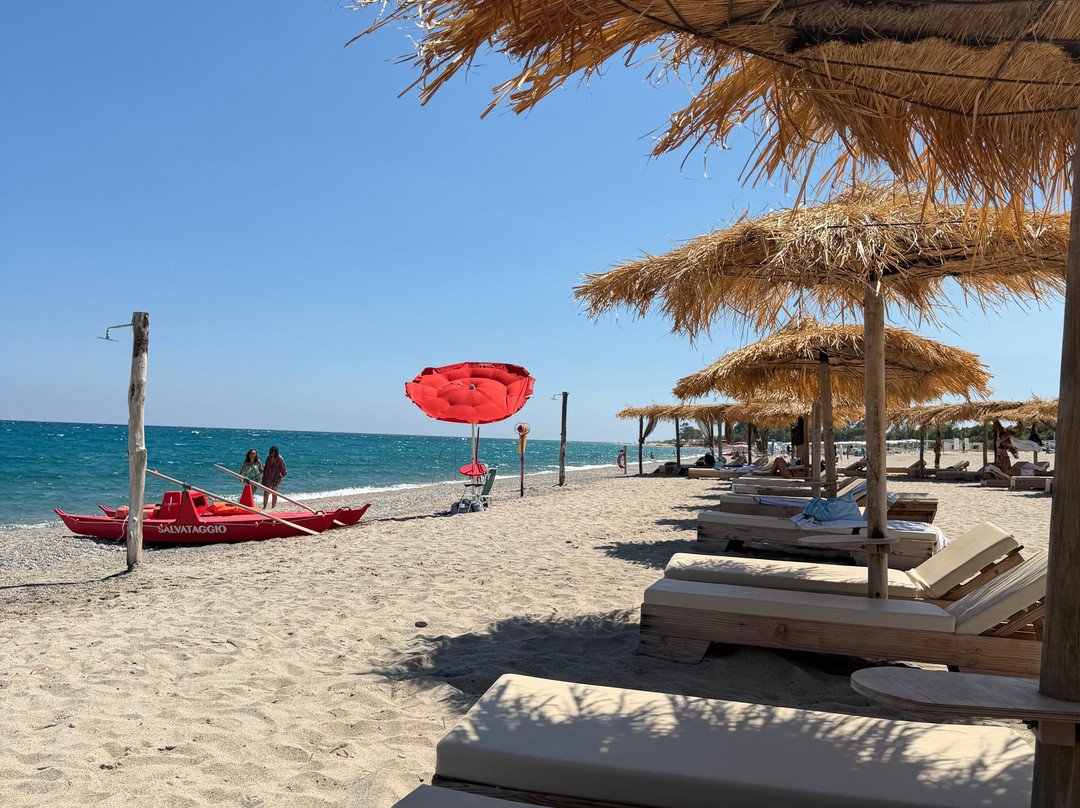 Maja Beach Club-Badolato Marina必去景点