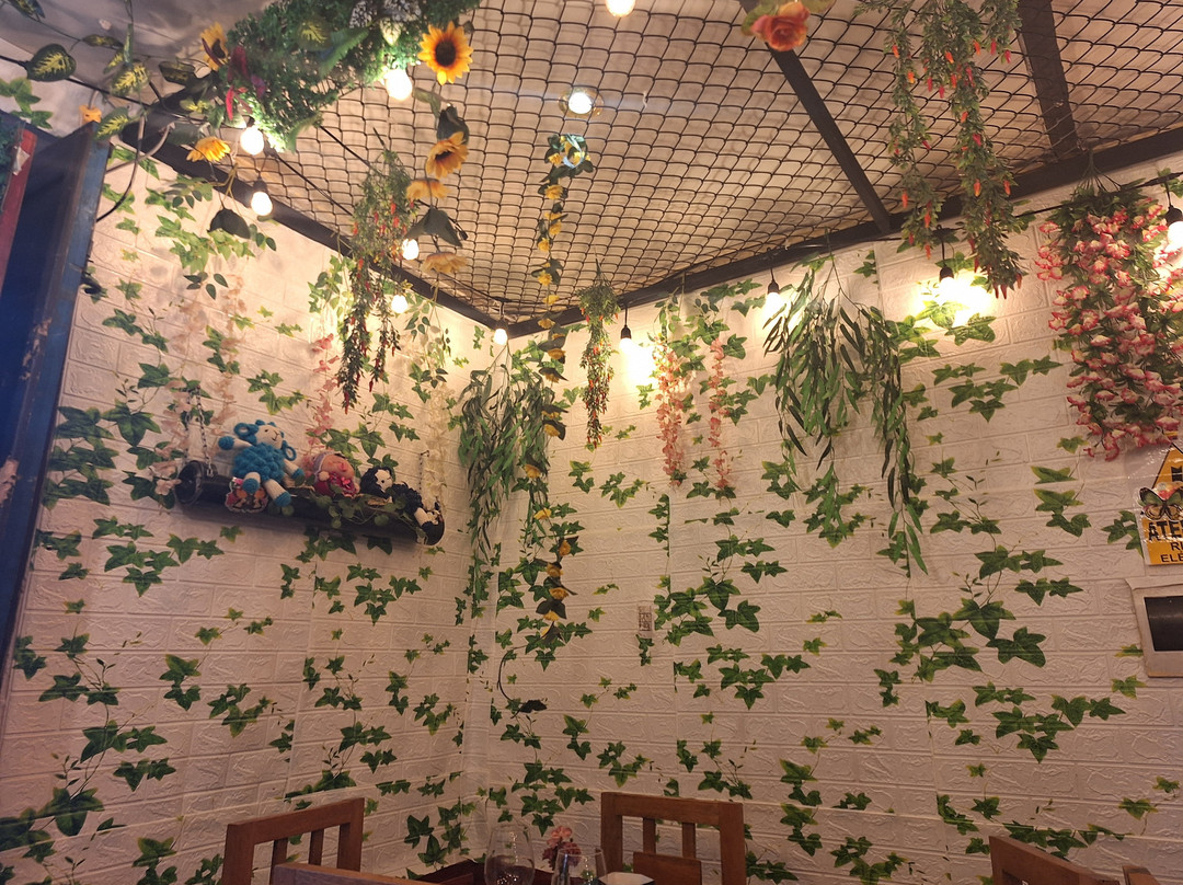 Makipura Organic Healthy Restaurant