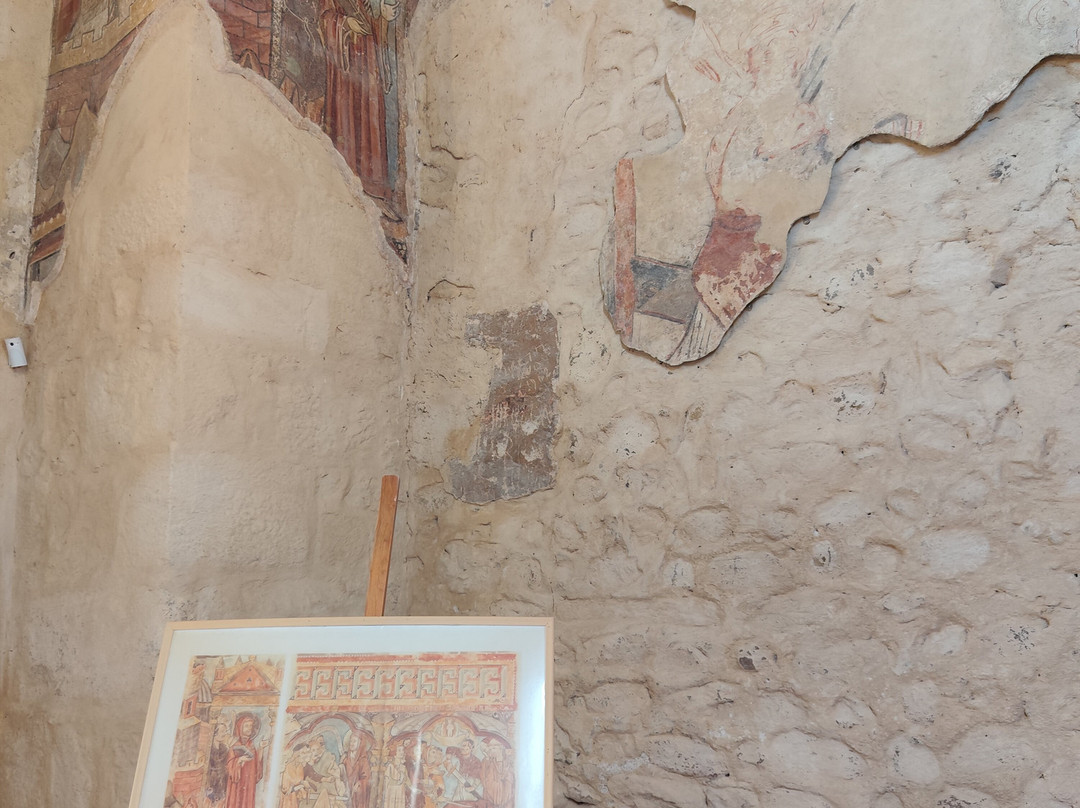 Prieure de Saint-Romain-le-Puy-Saint-Romain-le-Puy必去景点