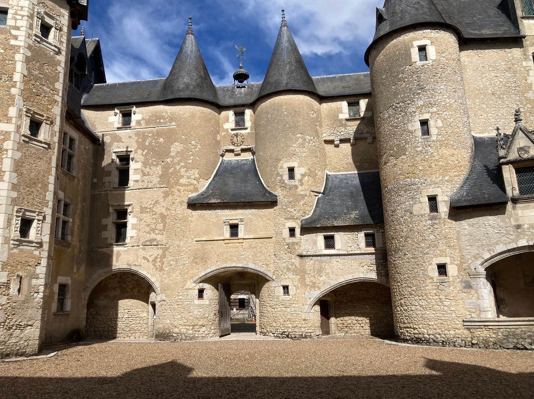 Chateau de Fougeres-sur-Bievre-Fougeres-sur-Bievre必去景点